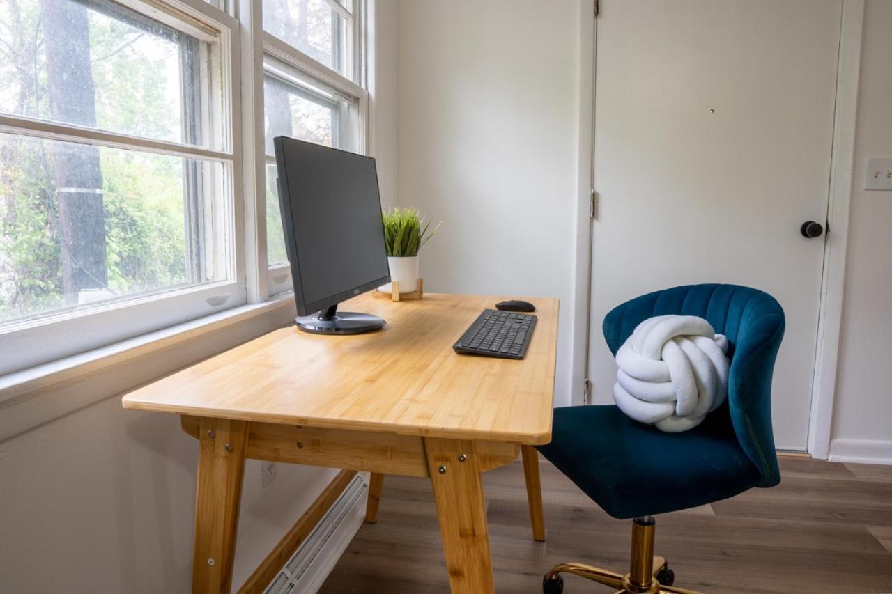 Retro Retreat Renovated 2Br, Desk, No Chore List! Kingston Exterior photo