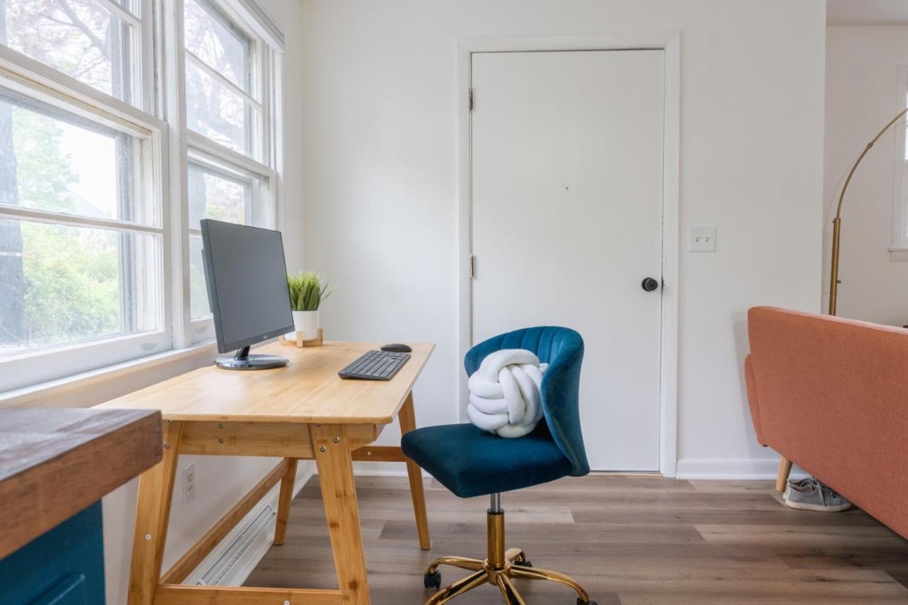 Retro Retreat Renovated 2Br, Desk, No Chore List! Kingston Exterior photo